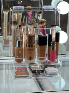 The Make-up base organizer